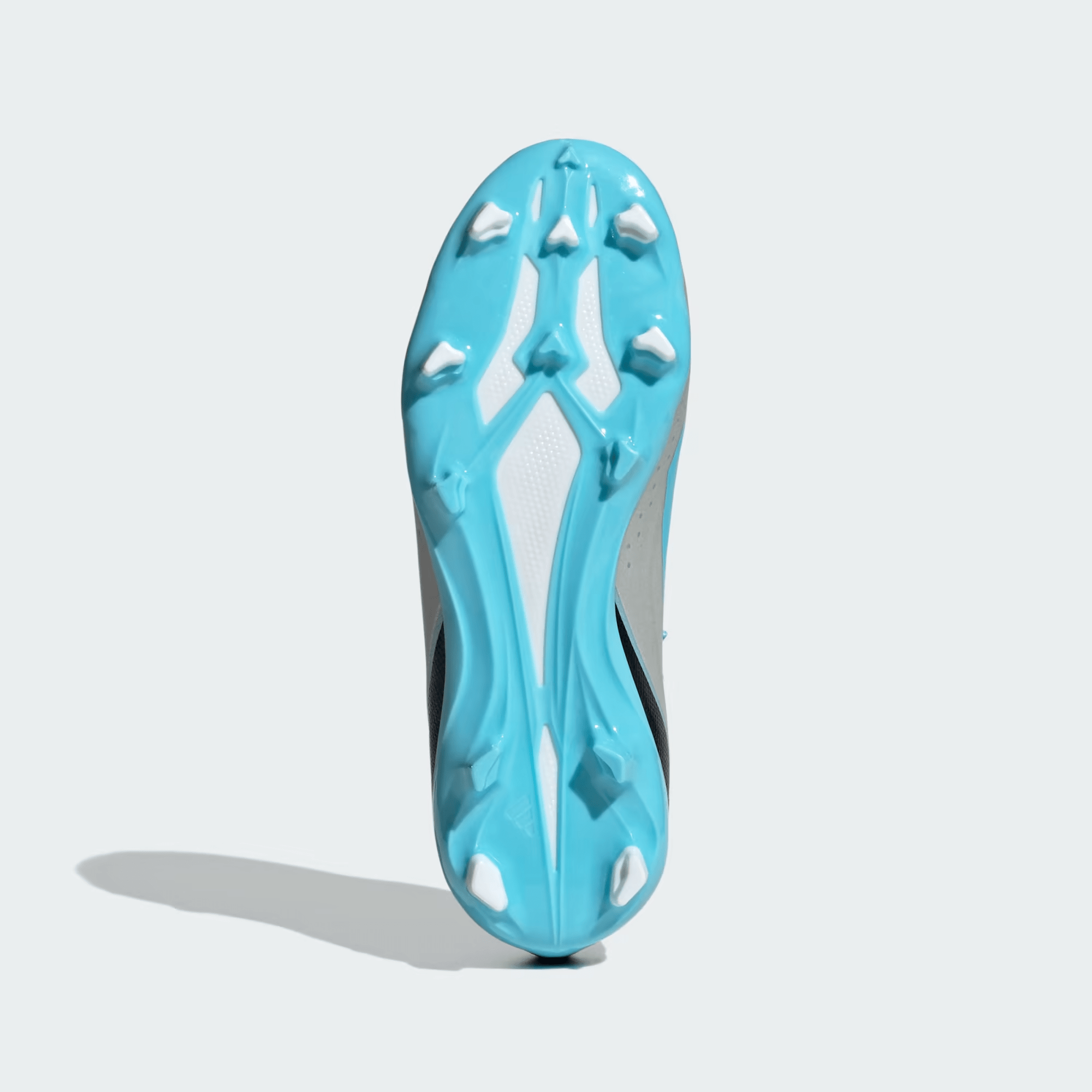 Scarpe_da_calcio_X_Crazyfast_Messi.3_Firm_Ground_Argento_IE4077_03_standard_11zon