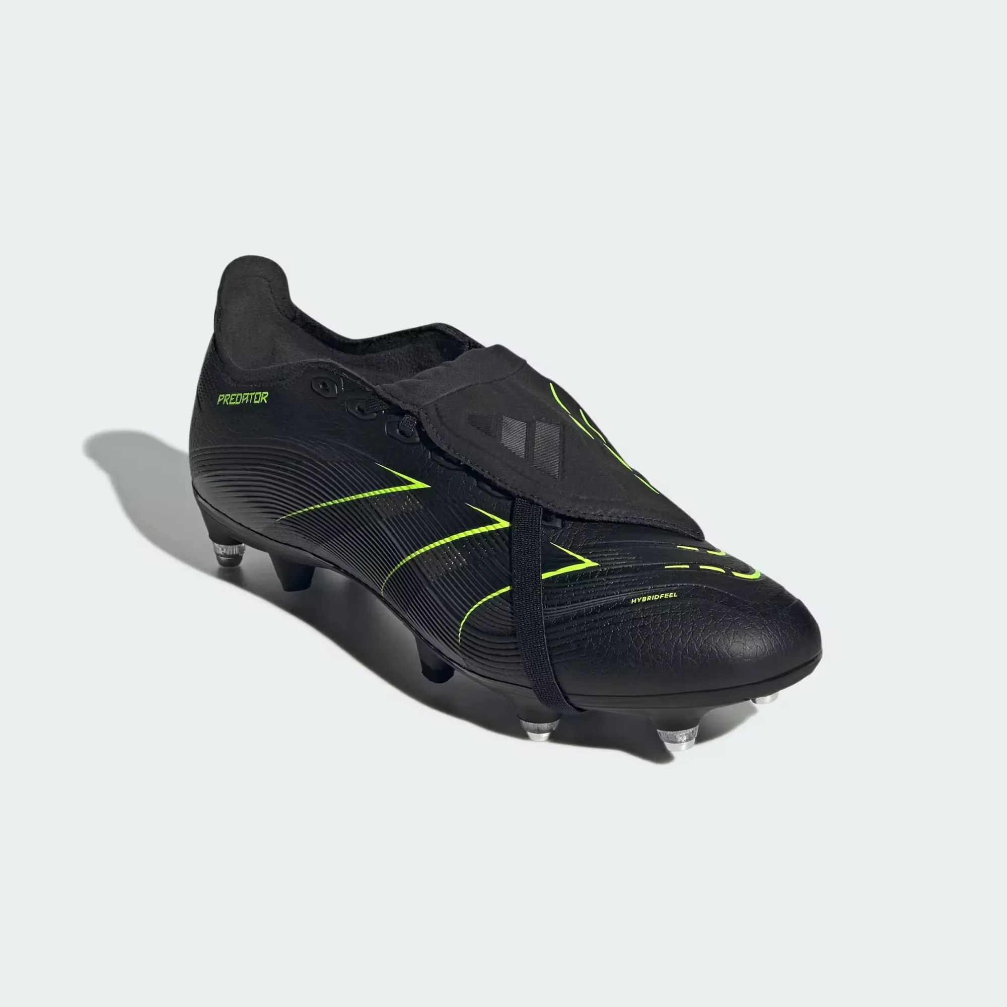 Scarpe_da_calcio_Predator_League_con_linguetta_ripiegabile_per_terreni_naturali_morbidi_Nero_JR7121_04_standard_11zon